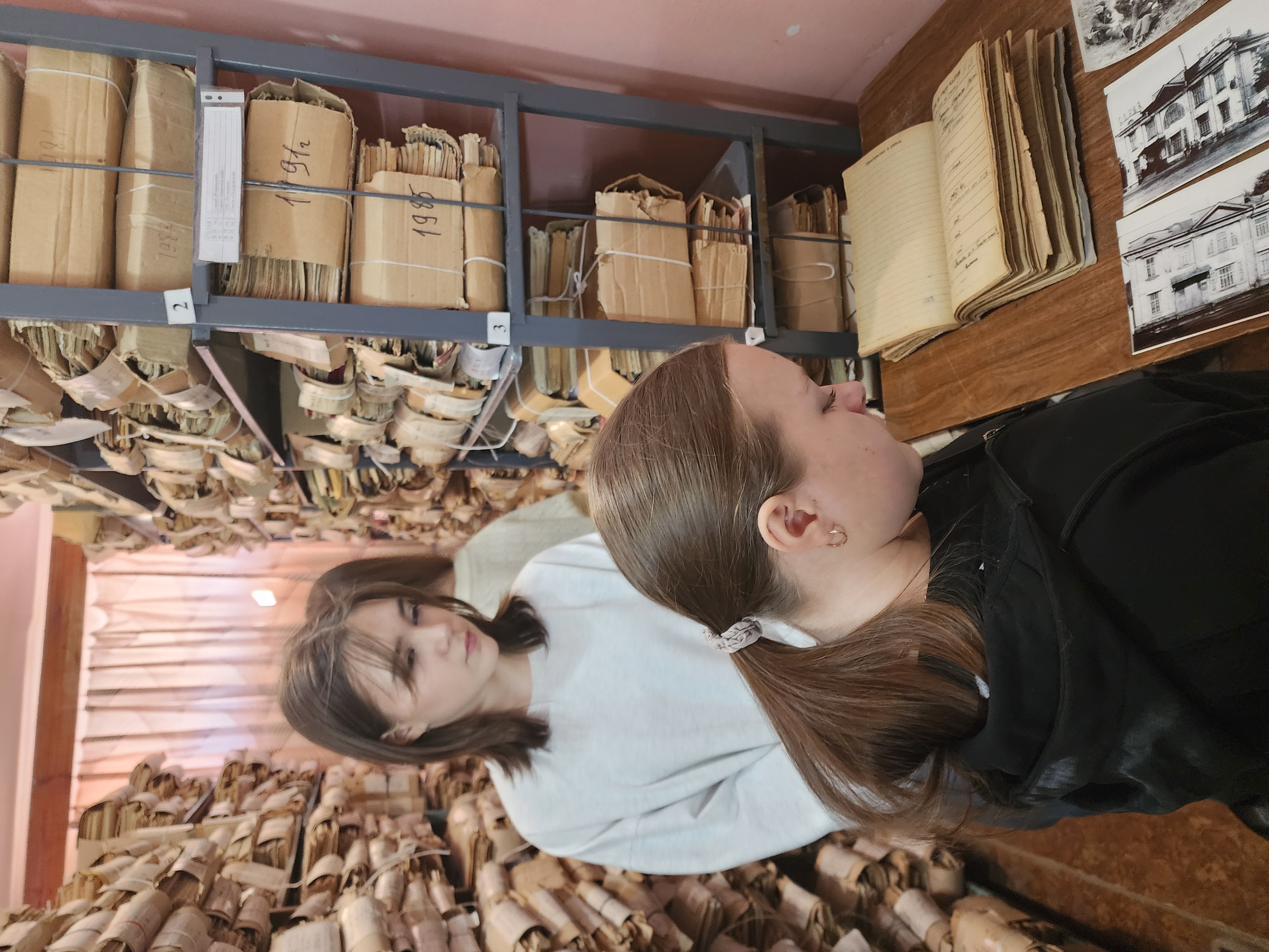 Экскурсия и фотодокументальная выставка «История района».